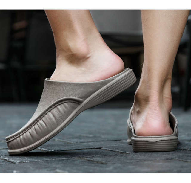Sandały damskie z motywem domek letniskowy, lekkie klapki japonki mężczyzna marki, buty Crocsy Runners - Wianko - 21