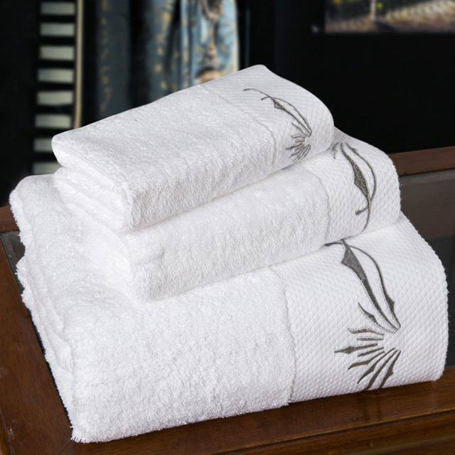 Wysokiej klasy zestaw pięciogwiazdkowych ręczników kąpielowych z zagęszczonej, super chłonnej bawełny 100% - Wianko - 3