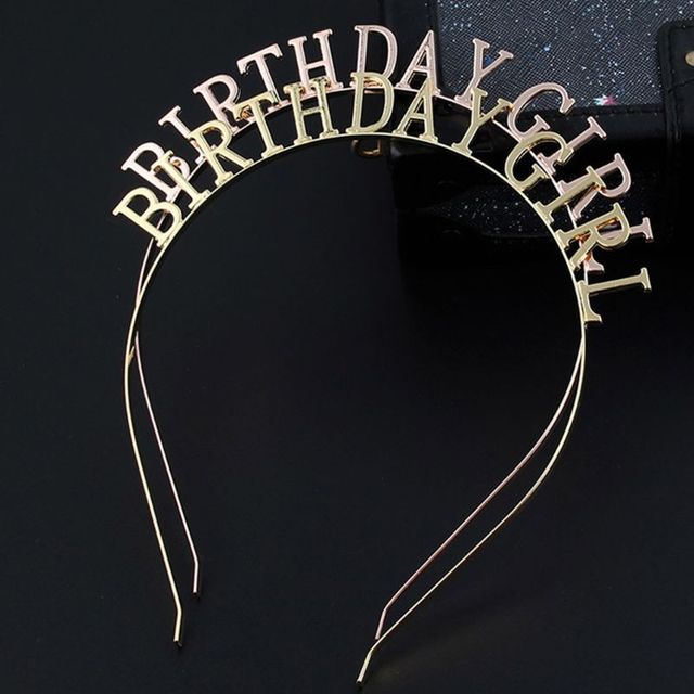 Minimalistyczna opaska na głowę z metalową koroną do włosów - idealna na urodziny, imprezę lub sesję fotograficzną - Wianko - 7