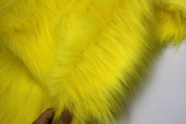 Pluszowe futro tkaniny na ubrania typu cosplay - 8cm długość, żółte, 1 metr long - Wianko - 2