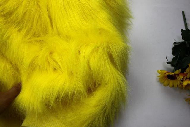 Pluszowe futro tkaniny na ubrania typu cosplay - 8cm długość, żółte, 1 metr long - Wianko - 10