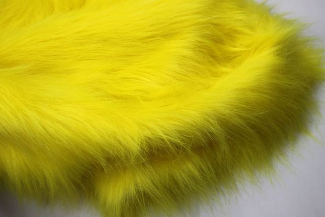 Pluszowe futro tkaniny na ubrania typu cosplay - 8cm długość, żółte, 1 metr long - Wianko - 6