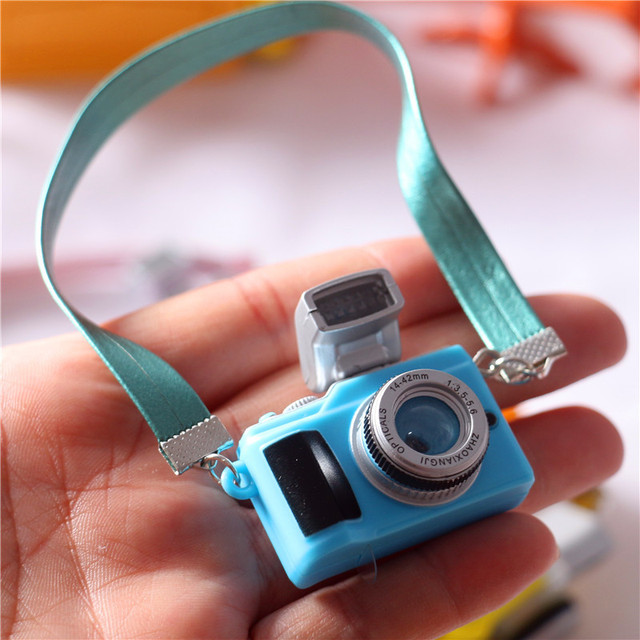Akcesoria dla lalek - Mini kamera plastikowa z aplikacją, dekoracja do domku dla lalek DIY 1/6, w różnych kolorach szwów - Wianko - 2