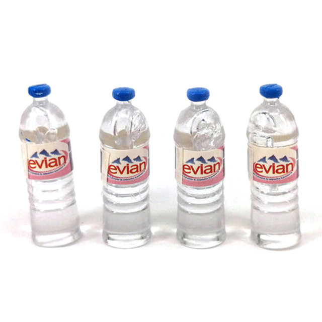 Domek dla lalek 1:6 i 1:12 z 4 sztukami Evian butelkowana woda mineralna, miniaturka lalka oraz akcesoria do kuchni i salonu - Wianko - 6