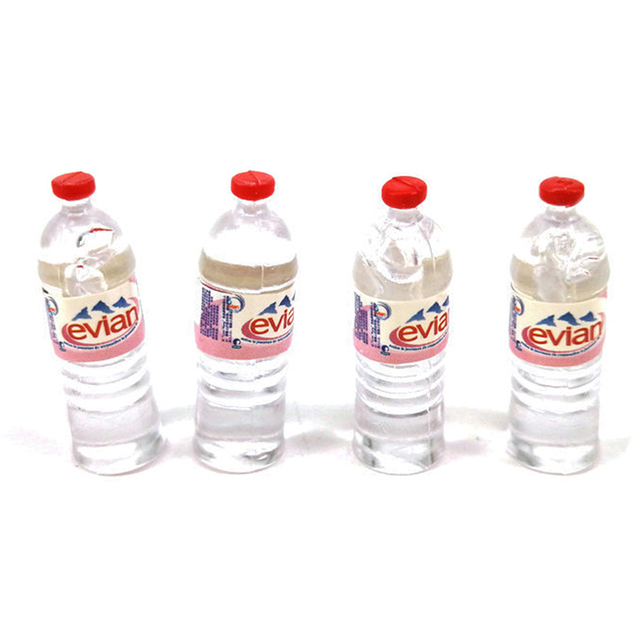 Domek dla lalek 1:6 i 1:12 z 4 sztukami Evian butelkowana woda mineralna, miniaturka lalka oraz akcesoria do kuchni i salonu - Wianko - 11