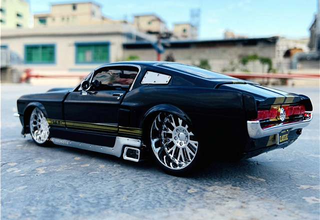 Model samochodu Ford Mustang GT 1967 1:24 - idealna dekoracja kolekcjonerska - Wianko - 13