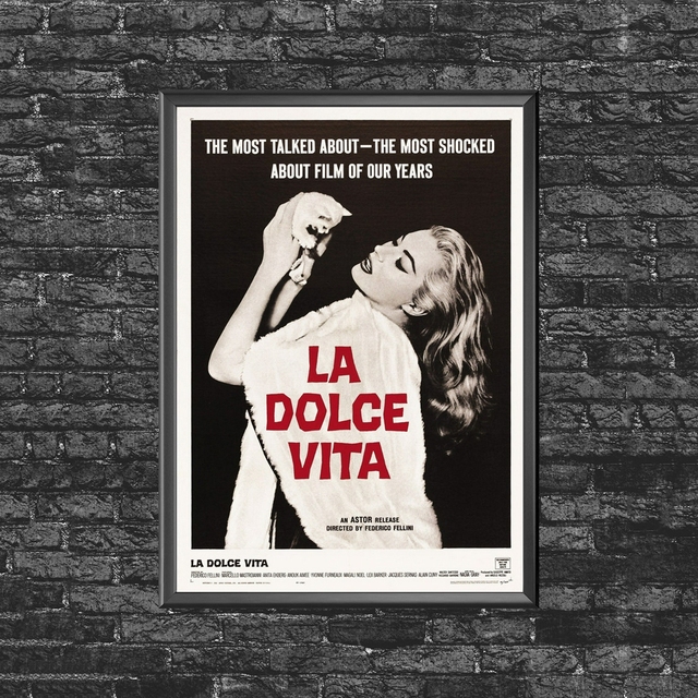 Plakaty i obrazy na ścianę La Dolce Vita Movie - malarstwo nowoczesne do salonu i sypialni - dekoracja wnętrza Cuadros - Wianko - 1