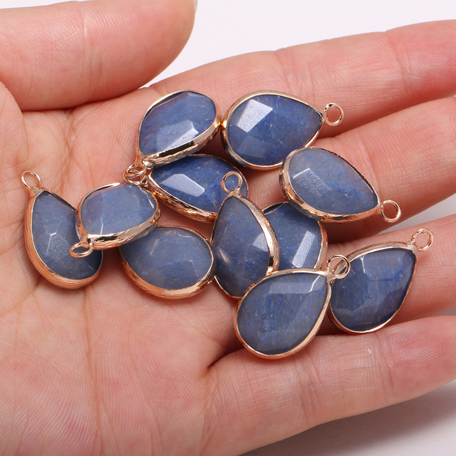 Wisiorek z naturalnego kamienia - kształt kropli wody, fasetowany, kolor szaro-niebieski - do tworzenia biżuterii DIY - Wianko - 2
