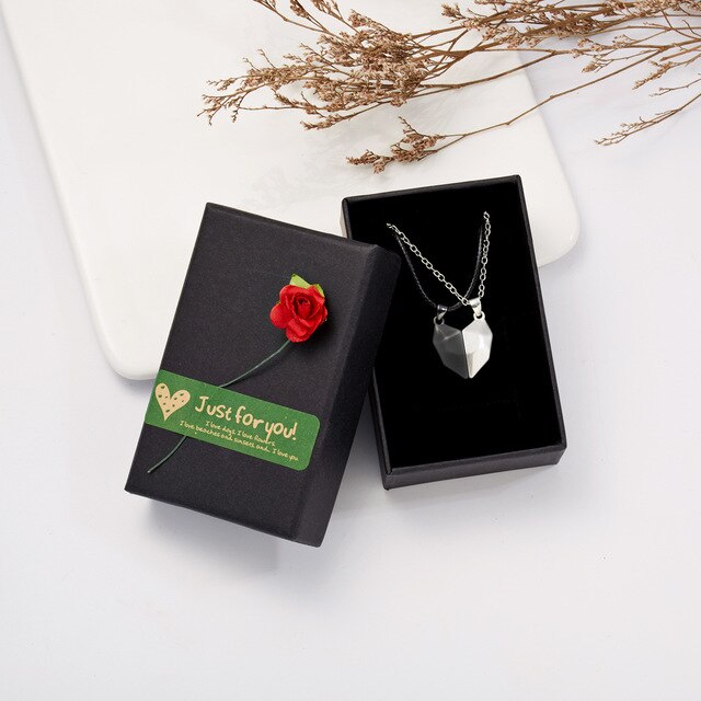 Kreatywny naszyjnik z wisiorkiem - magnetyczne połączenie miłości, biżuteria dla par z sercem, 2 sztuki - Wianko - 11