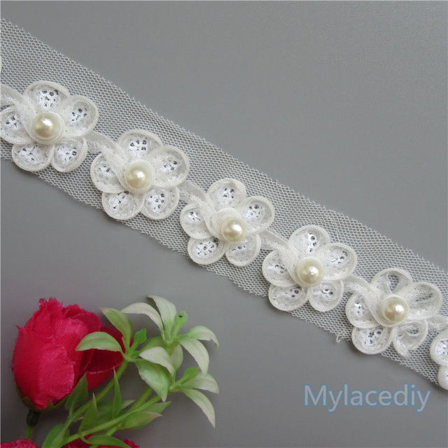 Białe perłowe cekiny kwiaty koronkowa lamówka wstążka naszywki tkanina krawiectwo do sukni ślubnej - 1 metr - Wianko - 2