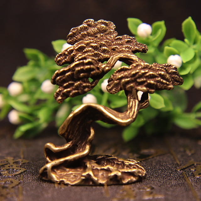 Miniatura ręcznie wykonana z mosiądzu - sosna herbata ozdoby dla zwierząt, zielona sosna, kreatywna miedź, bogate dekoracje biurka - Wianko - 1