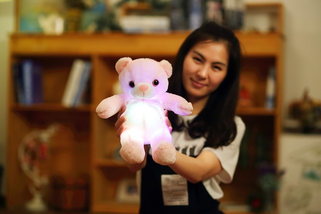 30cm pluszowy miś z podświetlanymi LED, idealny prezent dla dziecka - Wianko - 14