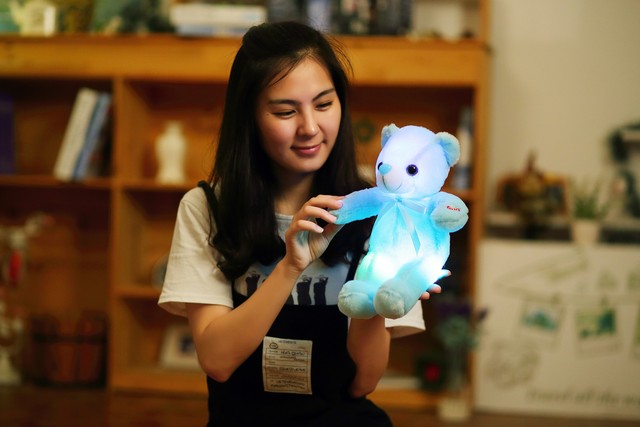 30cm pluszowy miś z podświetlanymi LED, idealny prezent dla dziecka - Wianko - 17