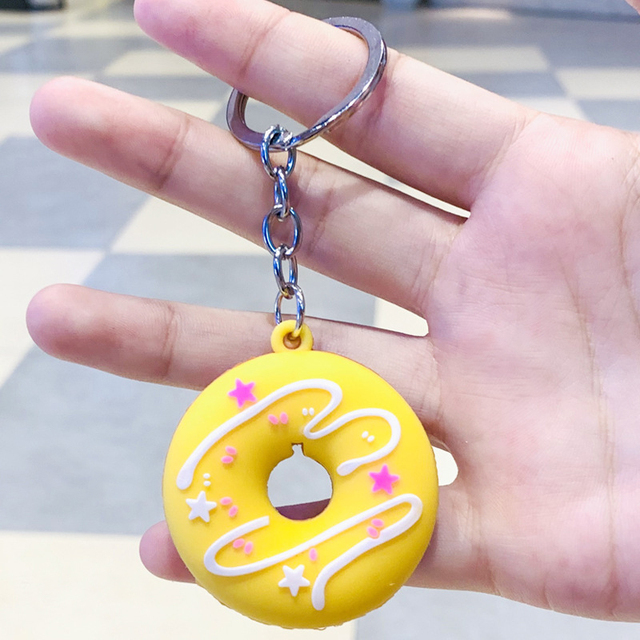 Brelok Cartoon Donut - śliczny pączek z PVC; kreatywny wisiorek do kluczyków samochodowych; ozdoba Anime; idealny prezent - Wianko - 8