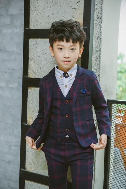 Garnitur dla chłopców w stylu angielskim Flower Boys Formal Wedding Suit - marynarka + spodnie + kamizelka + krawat, 4 elementy - Wianko - 14