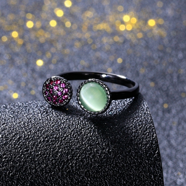 Srebrny pierścionek regulowany NASIA 925 z czarnym kocim kształtem, ozdobiony zielonym i białymi kryształami - Wianko - 14