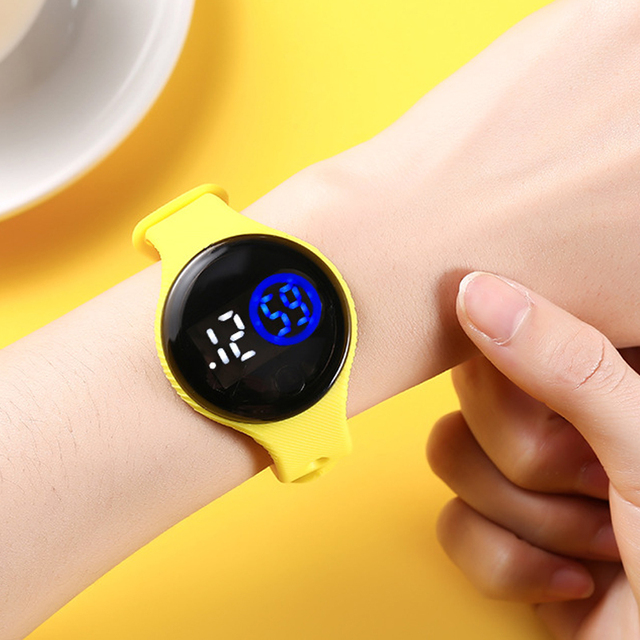 Zegarek elektroniczny dla dzieci z motywem sportowym, wodoodporny, z cyfrowym wyświetlaczem LED i paskiem galaretkowym - prezent dla chłopców i dziewczynek - Wianko - 8