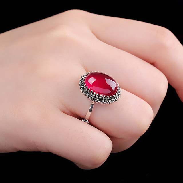 Pierścień regulowany z rzeźbionym pałacem, srebrny z czerwonym korundem, biżuteria dla kobiet - Wianko - 1