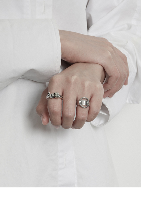 Regulowany srebrny pierścionek z otwartym geometrycznym kołem - prostota, wyrazistość i styl Hip Hop dla kobiet - Wianko - 3