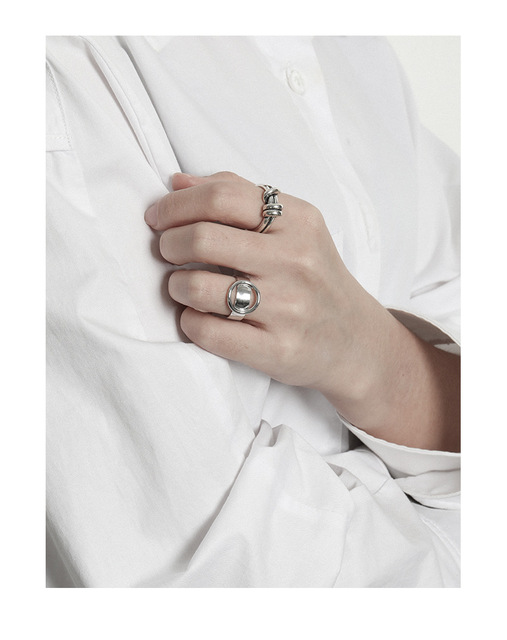 Regulowany srebrny pierścionek z otwartym geometrycznym kołem - prostota, wyrazistość i styl Hip Hop dla kobiet - Wianko - 12