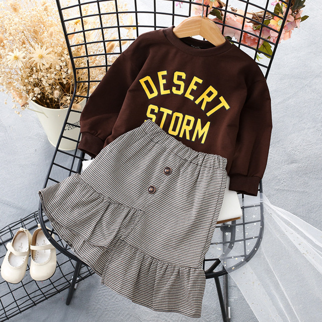 Zestaw dziewczęcych ubrań jesienno-zimowych: bluza z długim rękawem z nadrukowanymi literami i spódnica w kratę - Wianko - 23