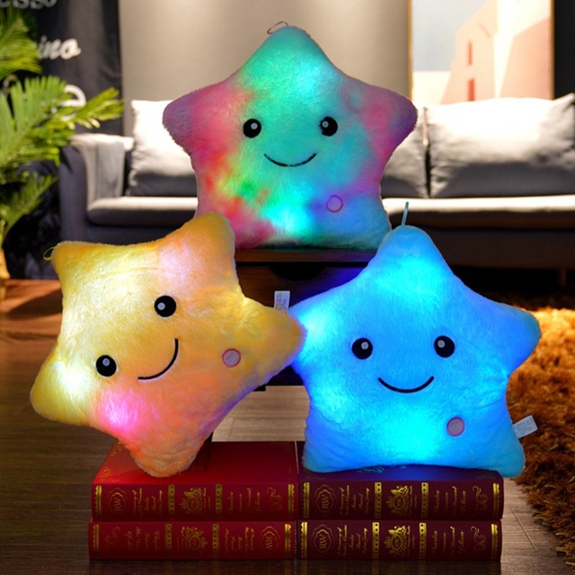 Pluszowa poduszka z kolorowymi gwiazdkami i podświetleniem LED - 35CM, miękka i wypchana, idealna dla dzieci i dziewczynek - Wianko - 13