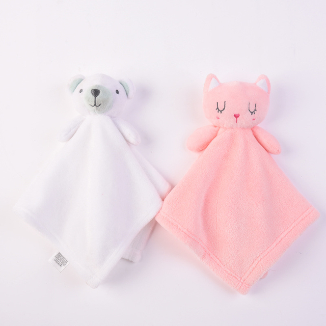 Pluszowy kocyk dla niemowląt z zabawkami, śliniakami i uspokajającym ręcznikiem polarowym - niedźwiedzie, króliki, lisy - Wianko - 2