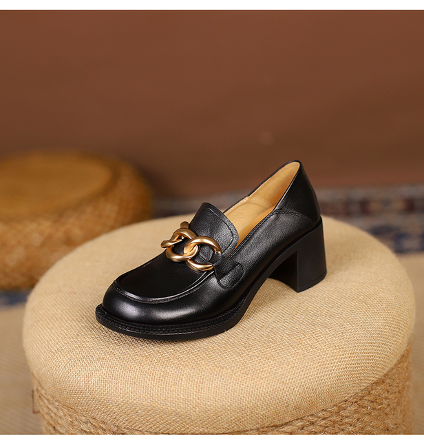 Nowe damskie czółenka ze skóry naturalnej, rozmiar 22-25 cm, górne skórzane buty wsuwane z metalowym łańcuchem - Wianko - 29