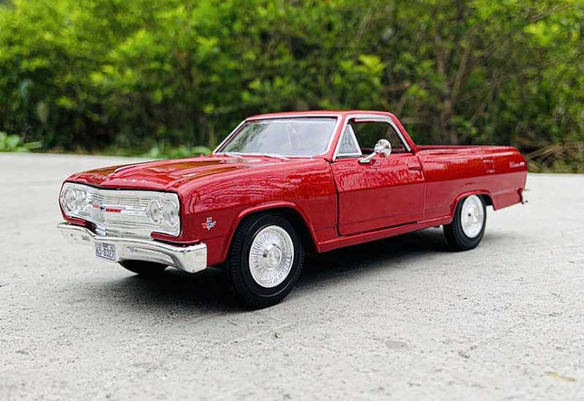 1965 Chevrolet EL CAMINO red - 1:25 scale, simulation, aluminum model, decorative craft collection, toy tools accessory - Wianko - 6