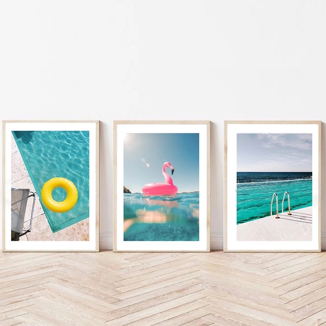 Plakat Flamingo na płótnie - Niebieski basenik, nadmuchiwane koło - Wianko - 3