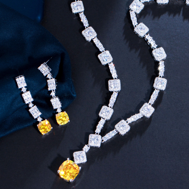Zestaw biżuterii ślubnej z żółtą cyrkonią w klasycznym stylu - naszyjnik i kolczyki CWWZircons T591 - Wianko - 4