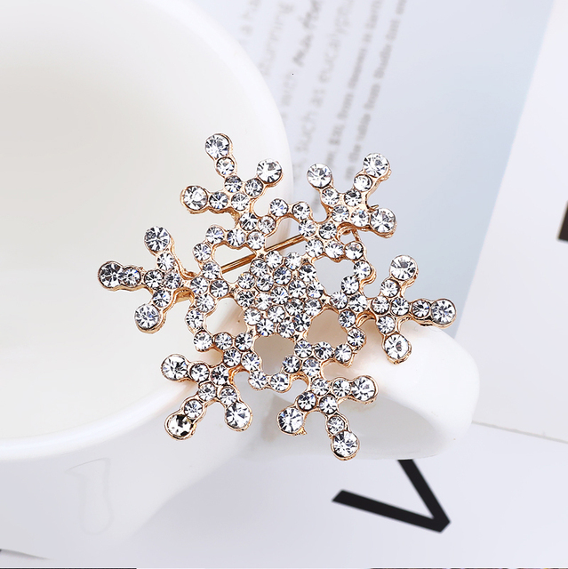 Luksusowa broszka z kryształami śnieżynka w kształcie złotego kwiatu - Wianko - 26