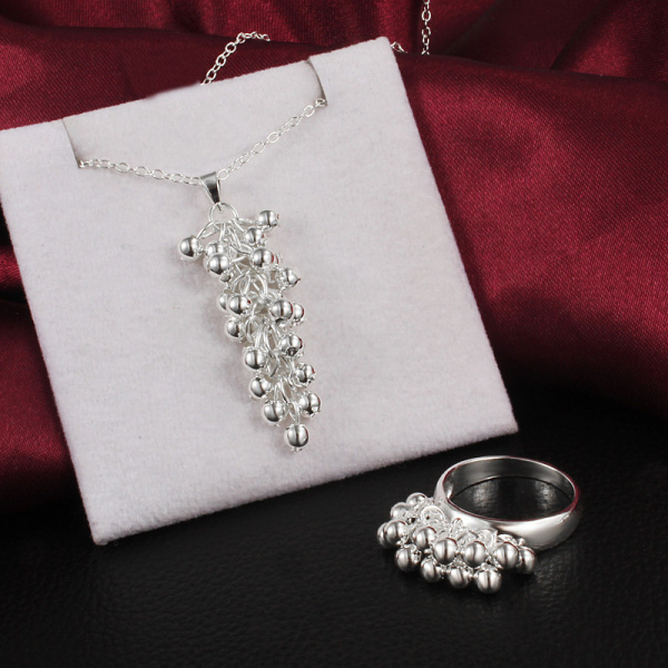 Naszyjnik koralikowy i pierścionek w stylowej oprawie - biżuteria ze srebra 925 dla eleganckiej kobiety - Wianko - 1