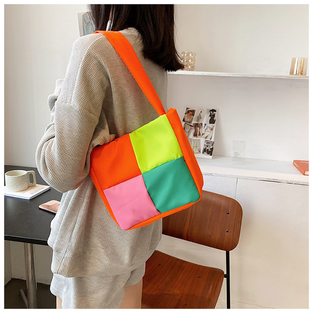 Nowoczesna torba damska jednoramienna na ramię w kontrastowe wzory kolorowych cukierków - lato 2021 - Wianko - 20