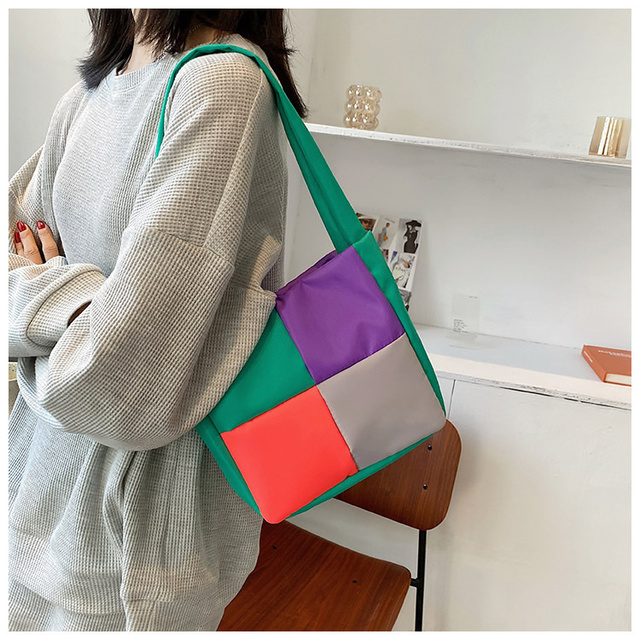 Nowoczesna torba damska jednoramienna na ramię w kontrastowe wzory kolorowych cukierków - lato 2021 - Wianko - 10
