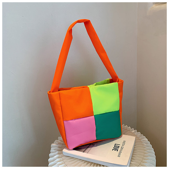Nowoczesna torba damska jednoramienna na ramię w kontrastowe wzory kolorowych cukierków - lato 2021 - Wianko - 26