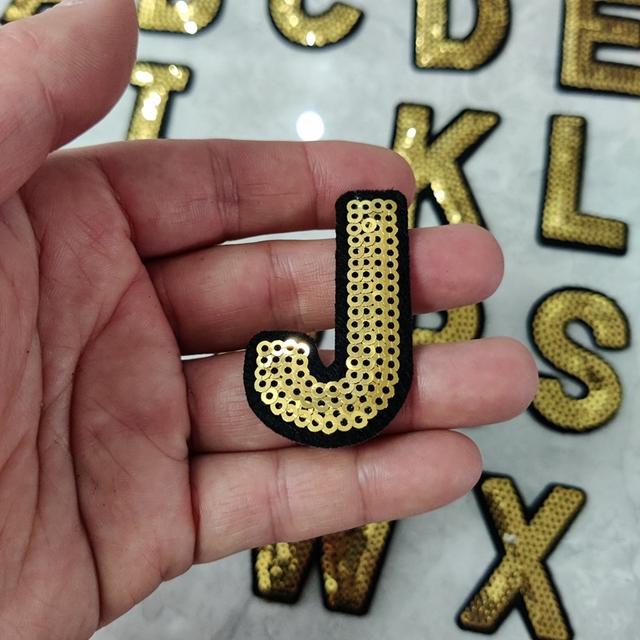 Nasz szykowny produkt z kategorii Łatki to 3D złote haftowane naszywki z kolorowymi cekinami przedstawiające litery alfabetu A-Z (2021) - zestaw 26 sztuk - Wianko - 10