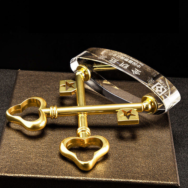Złoty klucz kryształowe trofeum dekoracji - niestandardowe, kreatywne pamiątki dla znajomych i domu - Wianko - 3