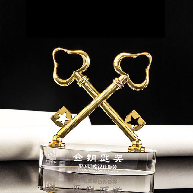 Złoty klucz kryształowe trofeum dekoracji - niestandardowe, kreatywne pamiątki dla znajomych i domu - Wianko - 7