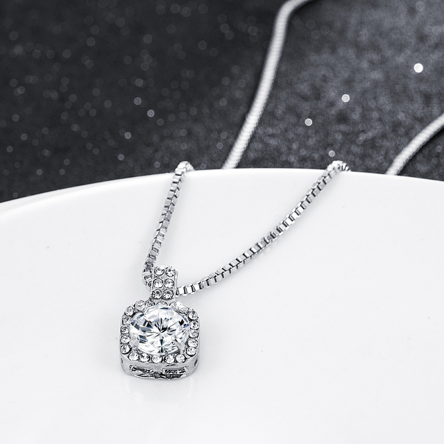 Metalowy naszyjnik z wisiorkiem z kryształem Rhinestone i cyrkoniami - biżuteria ślubna - Wianko - 3