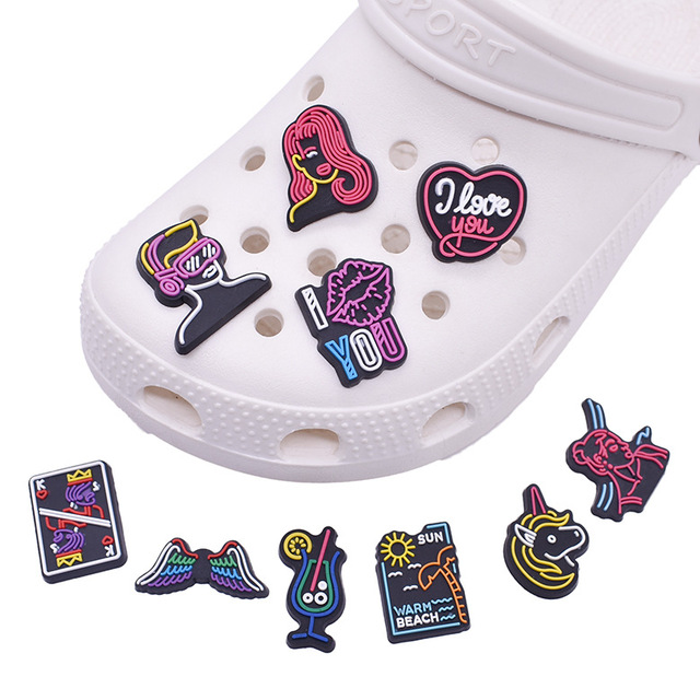 Śliczne charmsy Croc - dekoracja butów dla dziewczyny - prezent dla przyjaciółki - Wianko - 3