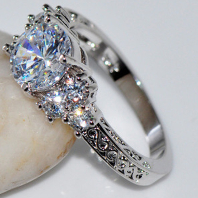 Pierścionek biżuteryjny z kryształem górskim dla luksusowej kobiety - srebrny - Wianko - 2