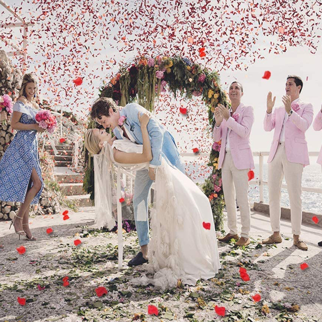 100 sztuk 5*5 cm romantyczne kolorowe jedwabne płatki różane do dekoracji ślubnych i prezentów - Wianko - 6