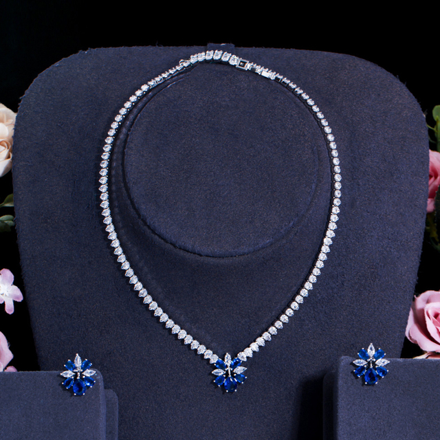 Zestaw biżuterii damskiej - eleganckie niebieskie kwiaty z cyrkoniami, kryształowe kolczyki i naszyjnik (JS296) - Wianko - 3