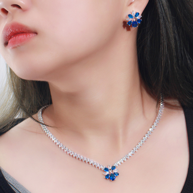 Zestaw biżuterii damskiej - eleganckie niebieskie kwiaty z cyrkoniami, kryształowe kolczyki i naszyjnik (JS296) - Wianko - 6