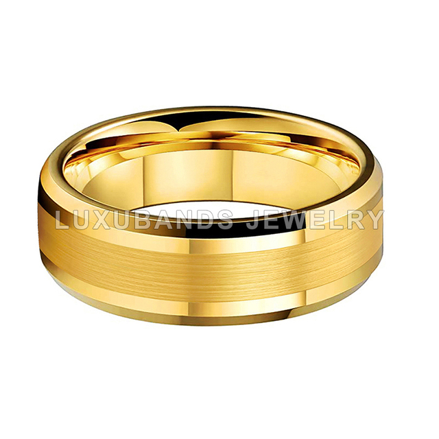 Męskie złote obrączki wolframowe 8MM ze skośnymi krawędziami, ceną szczotkowaną i wykończeniem polerowanym - Comfort Fit - Wianko - 2
