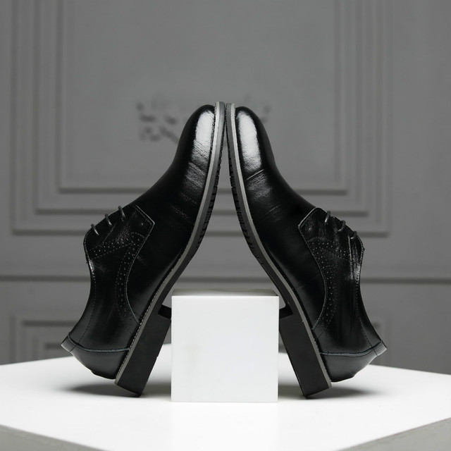 Nowe męskie buty wizytowe zamszowe - modele wiosenne i jesienne, kolor czarny - Wianko - 6