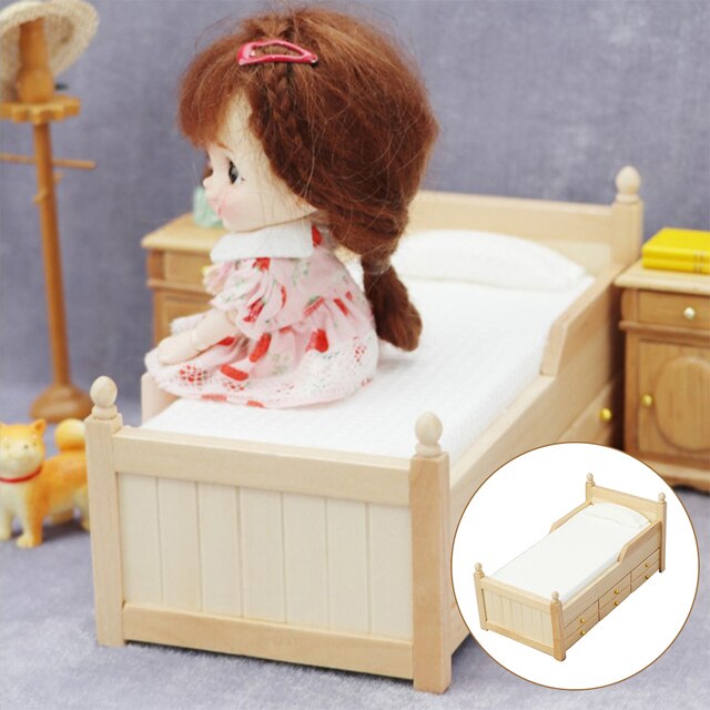 Miniaturowe łóżko pojedyncze w skali 1:12 z szufladą - idealne mebelki zabawkowe dla dzieci i lalek - Wianko - 4