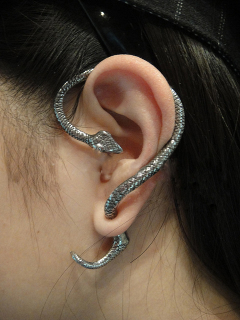 Męskie i damskie kolczyki z wężem  w nowoczesnym stylu hip hop, kręte kolczyki z dark series jewelry - Wianko - 37