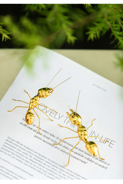 Figurka handmade złota mrówka - lekka i luksusowa ozdoba do domu i salonu - Wianko - 14